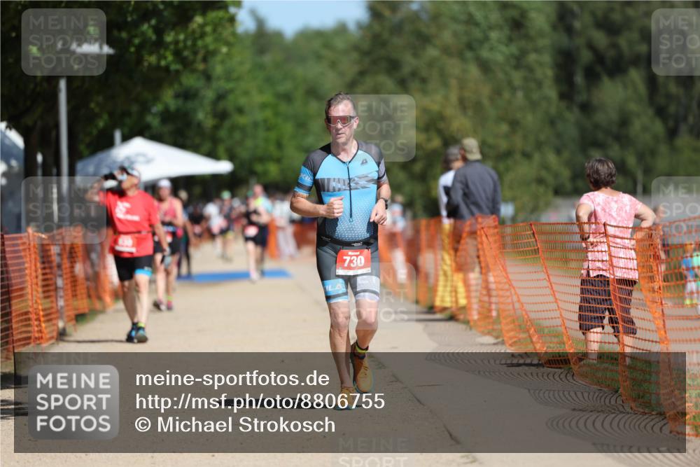 07.09.2025 - 19. Norderstedt Triathlon Michael Strokosch http://msf.ph/oto/8806755 07.09.2025 12:40:16 Laufen 286, 730 meine-sportfotos.de