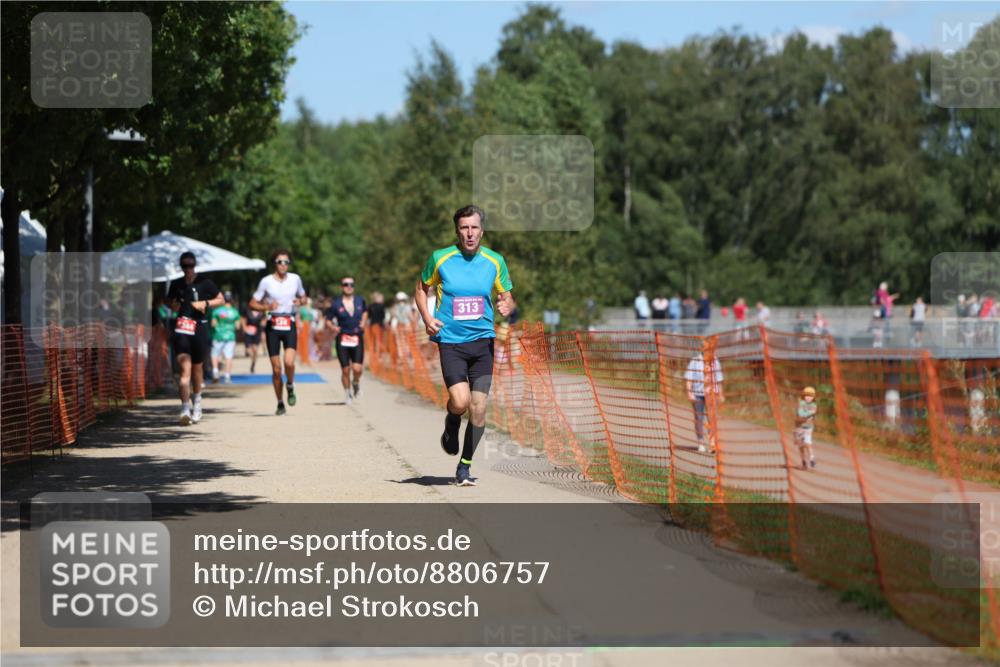07.09.2025 - 19. Norderstedt Triathlon Michael Strokosch http://msf.ph/oto/8806757 07.09.2025 13:18:23 Laufen 313, 698 meine-sportfotos.de