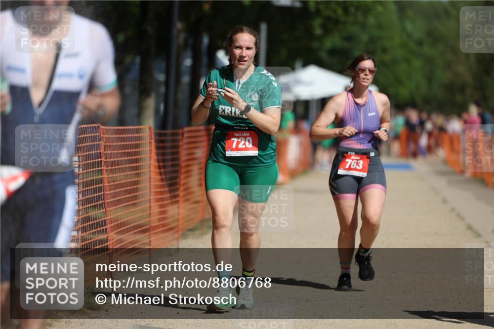 07.09.2025 - 19. Norderstedt Triathlon Michael Strokosch http://msf.ph/oto/8806768 07.09.2025 12:10:30 Laufen 720, 763, 782, 1363 meine-sportfotos.de