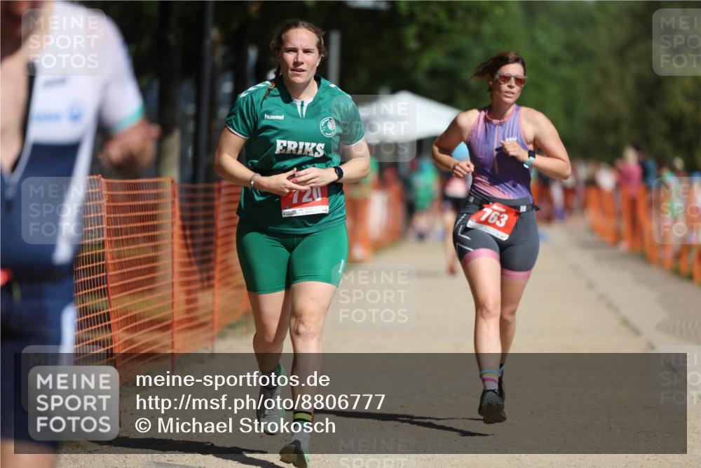 07.09.2025 - 19. Norderstedt Triathlon Michael Strokosch http://msf.ph/oto/8806777 07.09.2025 12:10:31 Laufen 720, 763, 782, 1363 meine-sportfotos.de