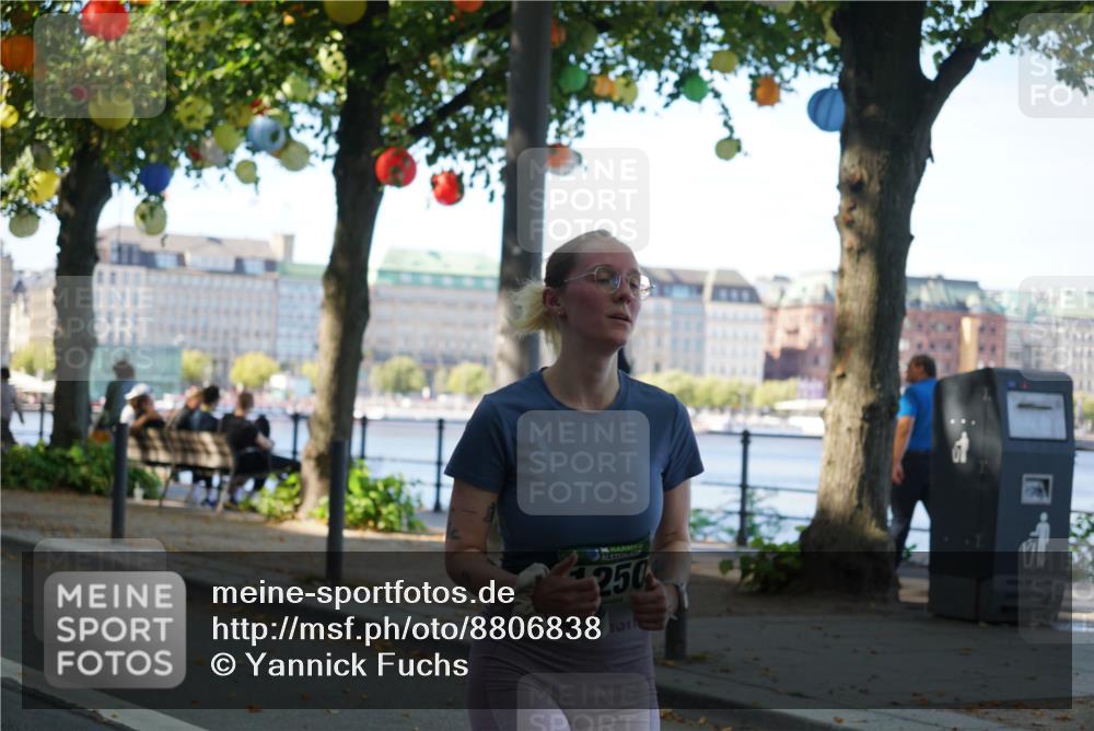 07.09.2025 - BARMER Alsterlauf Yannick Fuchs http://msf.ph/oto/8806838 07.09.2025 11:55:35 Laufen 36, 250, 791 meine-sportfotos.de