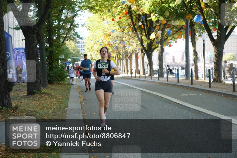 07.09.2025 - BARMER Alsterlauf Yannick Fuchs http://msf.ph/oto/8806847 07.09.2025 11:55:37 Laufen 1073 meine-sportfotos.de