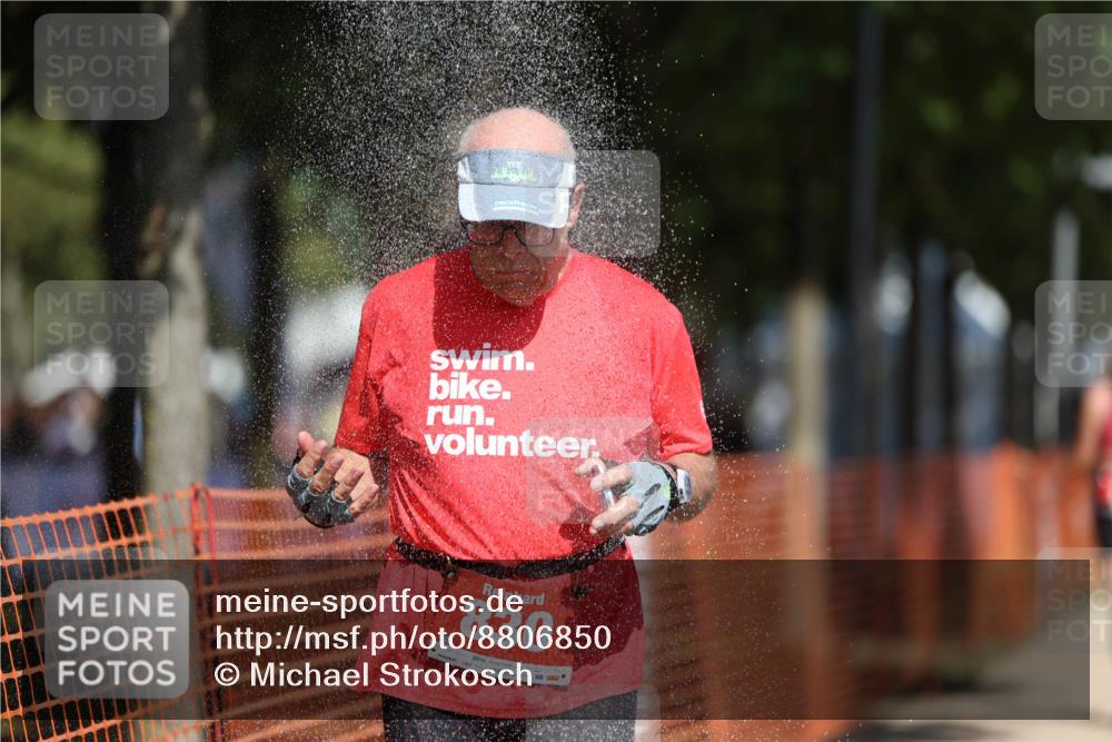 07.09.2025 - 19. Norderstedt Triathlon Michael Strokosch http://msf.ph/oto/8806850 07.09.2025 12:40:30 Laufen 146, 170, 830, 1288 meine-sportfotos.de