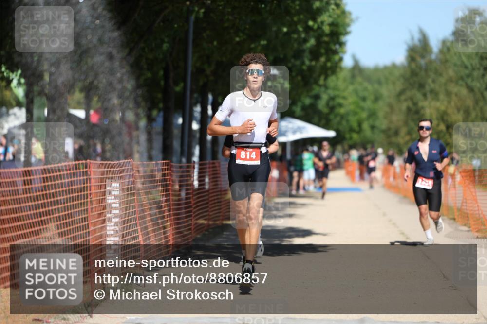 07.09.2025 - 19. Norderstedt Triathlon Michael Strokosch http://msf.ph/oto/8806857 07.09.2025 13:18:31 Laufen 313, 814, 1344, 1354 meine-sportfotos.de