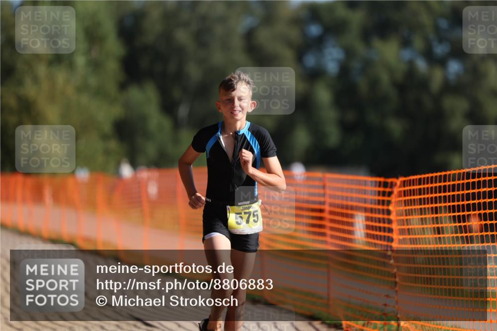 07.09.2025 - 19. Norderstedt Triathlon Michael Strokosch http://msf.ph/oto/8806883 07.09.2025 09:47:38 Laufen 575 meine-sportfotos.de