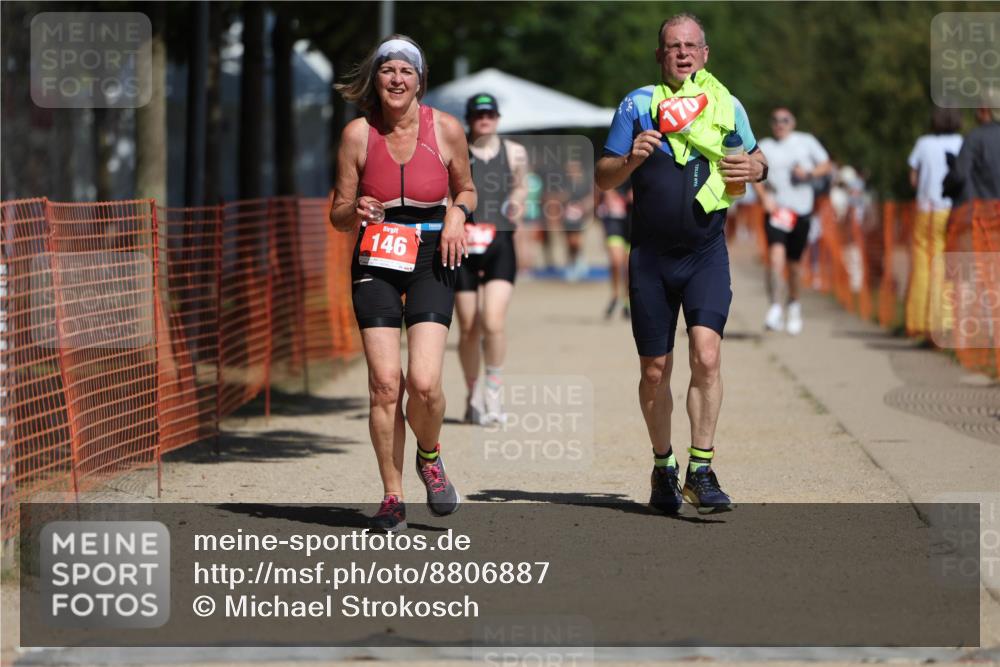 07.09.2025 - 19. Norderstedt Triathlon Michael Strokosch http://msf.ph/oto/8806887 07.09.2025 12:40:33 Laufen 146, 170, 830, 1288 meine-sportfotos.de