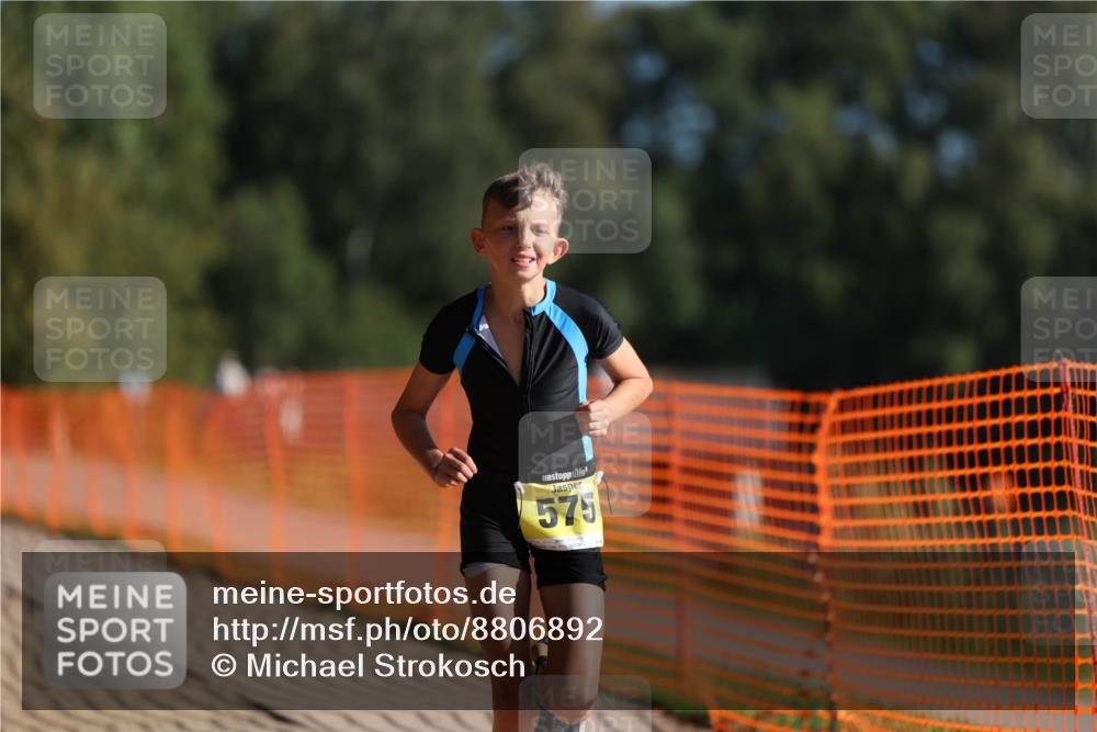 07.09.2025 - 19. Norderstedt Triathlon Michael Strokosch http://msf.ph/oto/8806892 07.09.2025 09:47:39 Laufen 575 meine-sportfotos.de