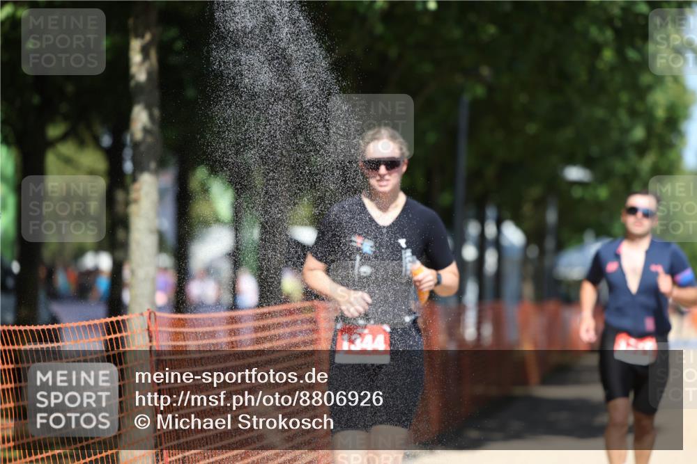 07.09.2025 - 19. Norderstedt Triathlon Michael Strokosch http://msf.ph/oto/8806926 07.09.2025 13:18:34 Laufen 814, 1344, 1354 meine-sportfotos.de