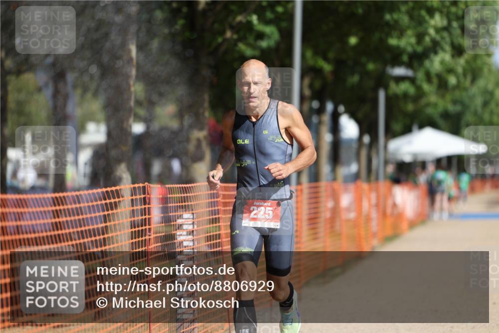 07.09.2025 - 19. Norderstedt Triathlon Michael Strokosch http://msf.ph/oto/8806929 07.09.2025 11:28:37 Laufen 225 meine-sportfotos.de
