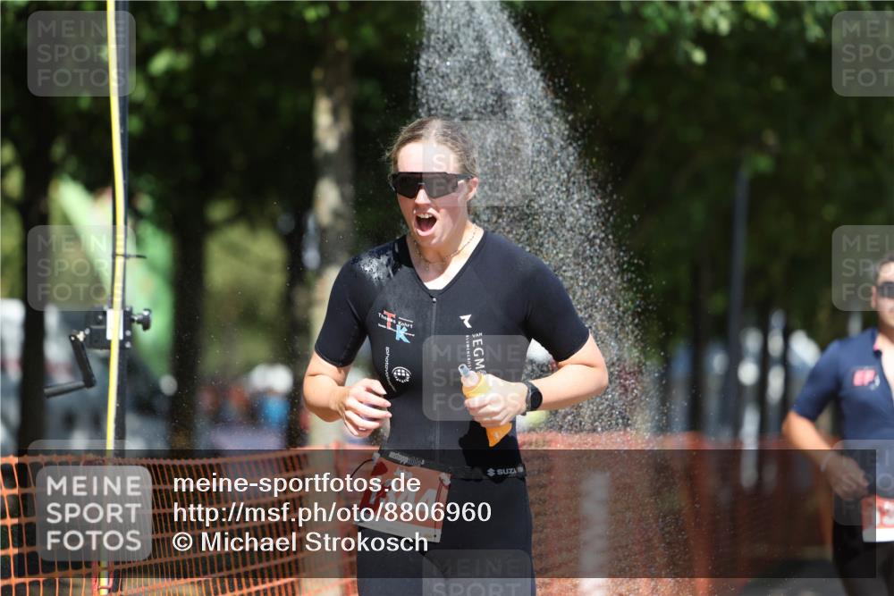 07.09.2025 - 19. Norderstedt Triathlon Michael Strokosch http://msf.ph/oto/8806960 07.09.2025 13:18:35 Laufen 712, 814, 1344, 1354 meine-sportfotos.de