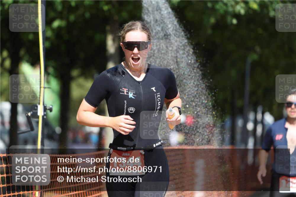 07.09.2025 - 19. Norderstedt Triathlon Michael Strokosch http://msf.ph/oto/8806971 07.09.2025 13:18:36 Laufen 712, 814, 1344, 1354 meine-sportfotos.de