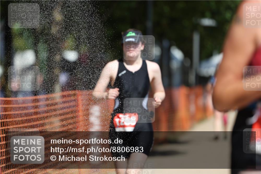 07.09.2025 - 19. Norderstedt Triathlon Michael Strokosch http://msf.ph/oto/8806983 07.09.2025 12:40:39 Laufen 146, 170, 709, 1288, 1392 meine-sportfotos.de