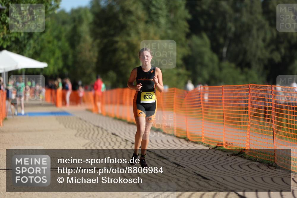 07.09.2025 - 19. Norderstedt Triathlon Michael Strokosch http://msf.ph/oto/8806984 07.09.2025 09:47:45 Laufen 632 meine-sportfotos.de