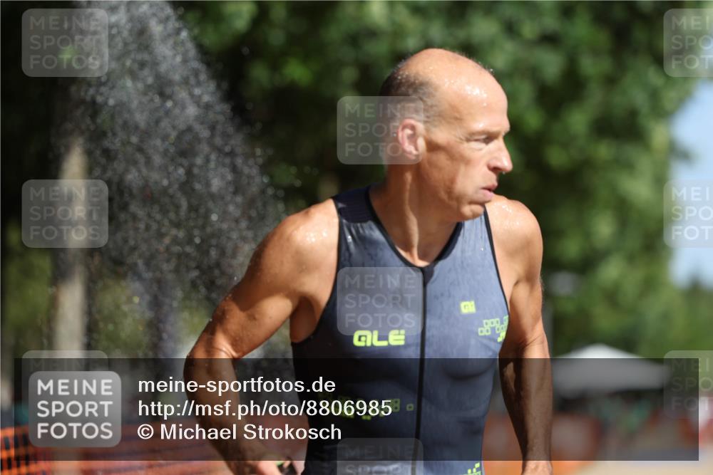 07.09.2025 - 19. Norderstedt Triathlon Michael Strokosch http://msf.ph/oto/8806985 07.09.2025 11:28:39 Laufen 225 meine-sportfotos.de