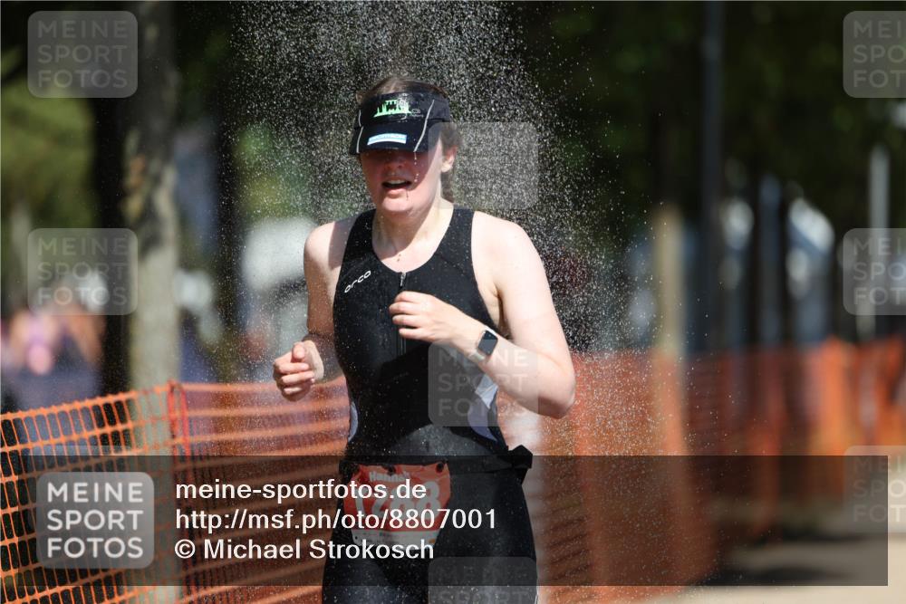 07.09.2025 - 19. Norderstedt Triathlon Michael Strokosch http://msf.ph/oto/8807001 07.09.2025 12:40:40 Laufen 146, 170, 709, 1288, 1392 meine-sportfotos.de