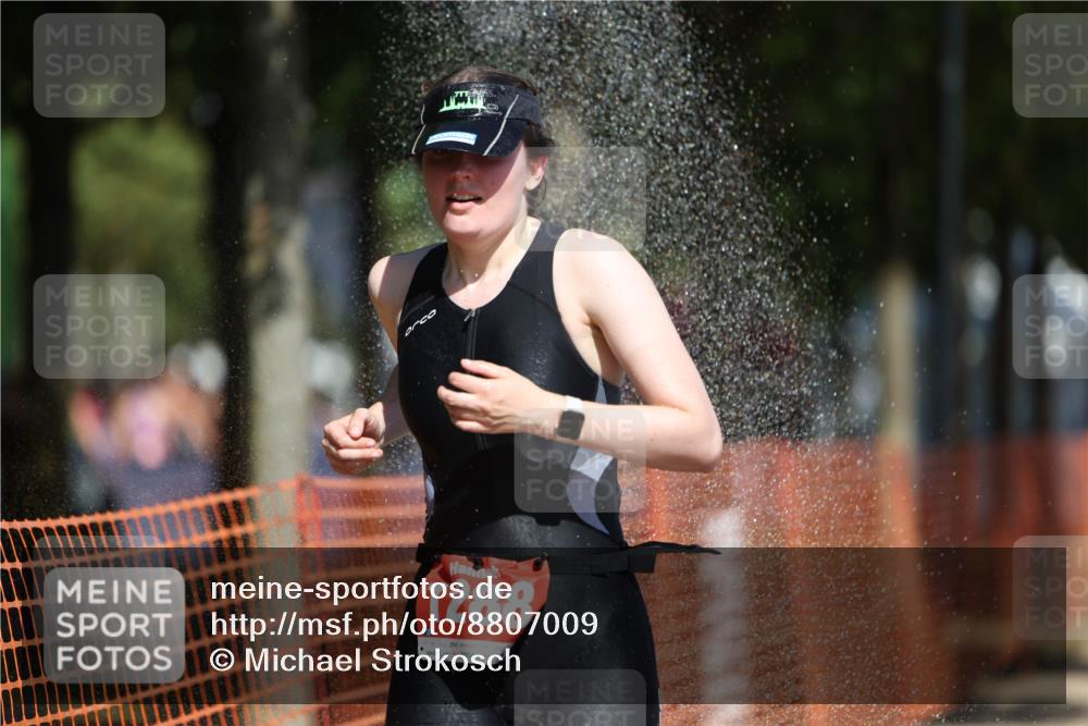 07.09.2025 - 19. Norderstedt Triathlon Michael Strokosch http://msf.ph/oto/8807009 07.09.2025 12:40:40 Laufen 146, 170, 709, 1288, 1392 meine-sportfotos.de