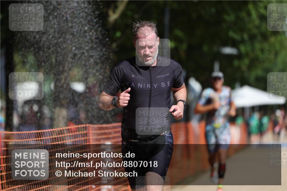 07.09.2025 - 19. Norderstedt Triathlon Michael Strokosch http://msf.ph/oto/8807018 07.09.2025 12:11:17 Laufen 729, 787 meine-sportfotos.de