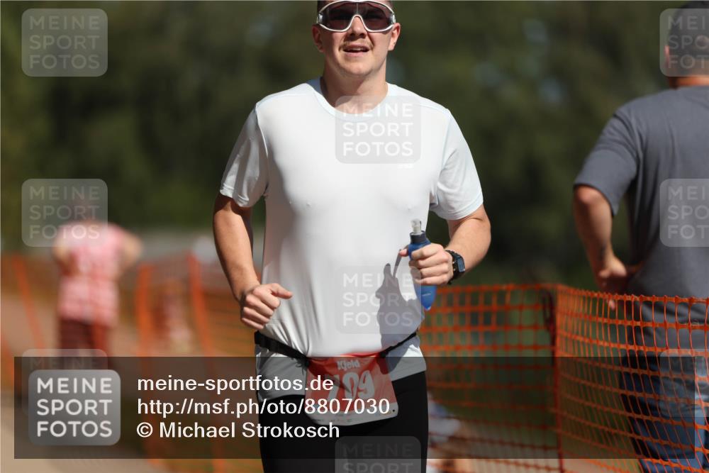 07.09.2025 - 19. Norderstedt Triathlon Michael Strokosch http://msf.ph/oto/8807030 07.09.2025 12:40:42 Laufen 218, 233, 709, 1288, 1392 meine-sportfotos.de