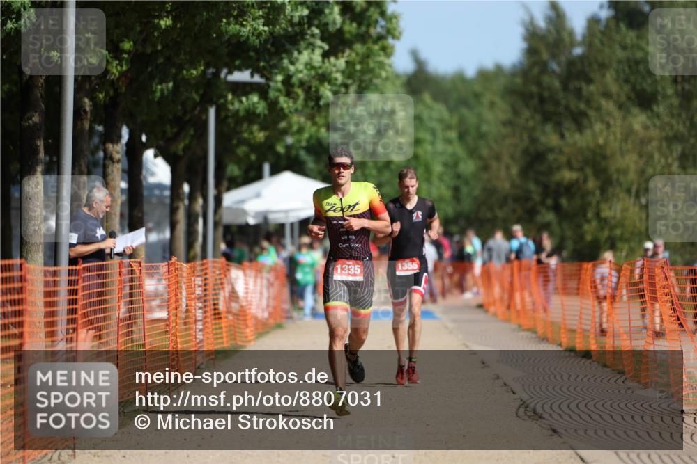 07.09.2025 - 19. Norderstedt Triathlon Michael Strokosch http://msf.ph/oto/8807031 07.09.2025 11:29:21 Laufen 1335, 1355 meine-sportfotos.de