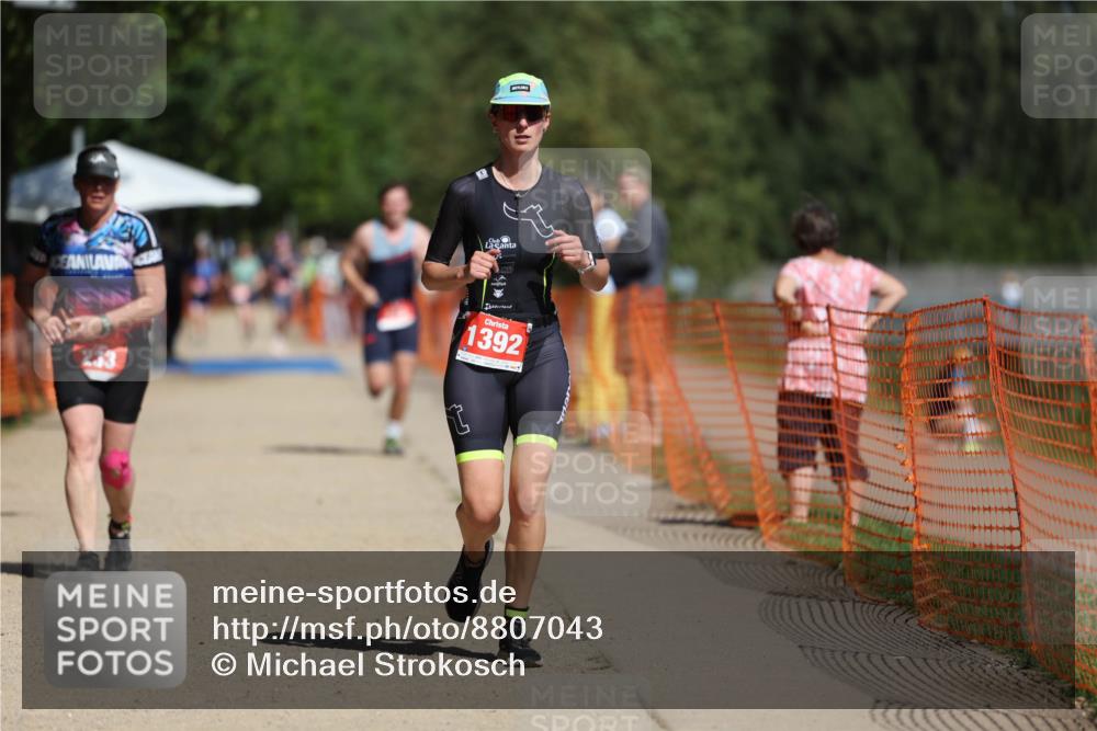 07.09.2025 - 19. Norderstedt Triathlon Michael Strokosch http://msf.ph/oto/8807043 07.09.2025 12:40:43 Laufen 218, 233, 709, 1392 meine-sportfotos.de