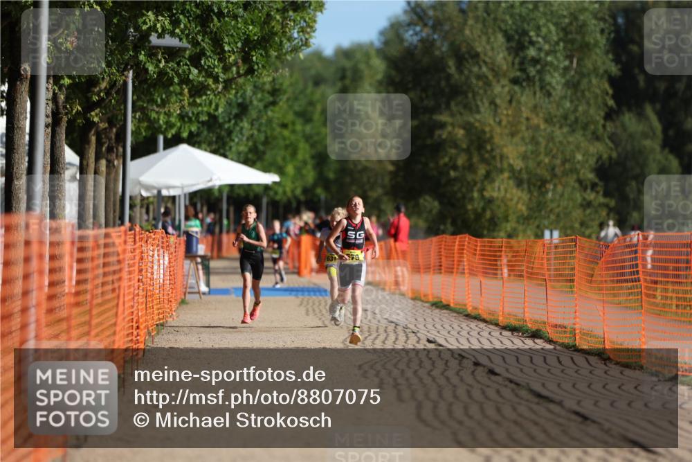 07.09.2025 - 19. Norderstedt Triathlon Michael Strokosch http://msf.ph/oto/8807075 07.09.2025 09:48:09 Laufen 579 meine-sportfotos.de