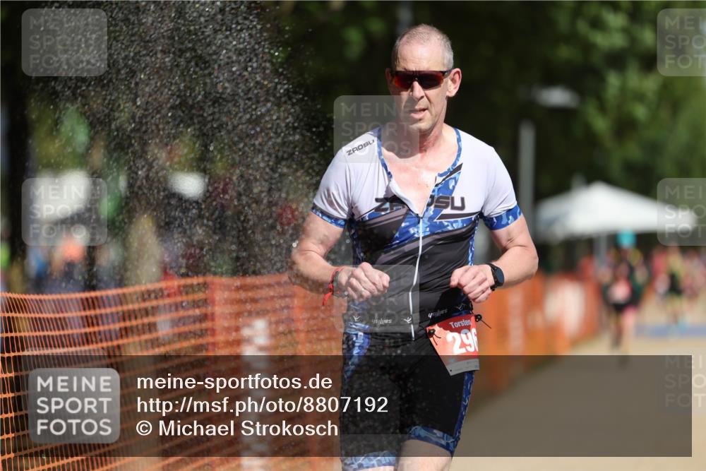 07.09.2025 - 19. Norderstedt Triathlon Michael Strokosch http://msf.ph/oto/8807192 07.09.2025 12:12:10 Laufen 296 meine-sportfotos.de