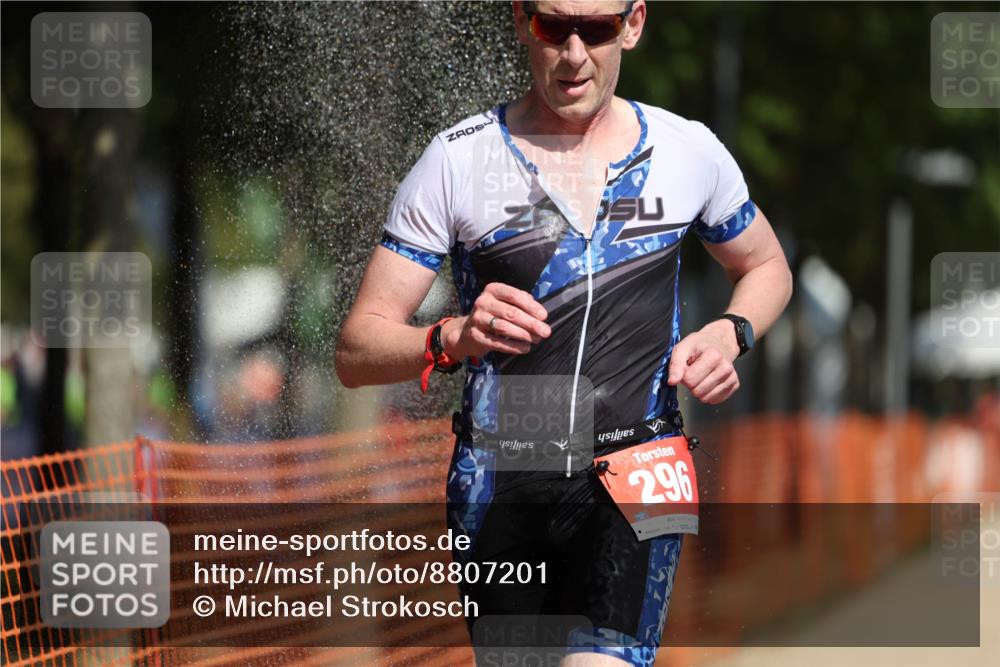 07.09.2025 - 19. Norderstedt Triathlon Michael Strokosch http://msf.ph/oto/8807201 07.09.2025 12:12:10 Laufen 296 meine-sportfotos.de