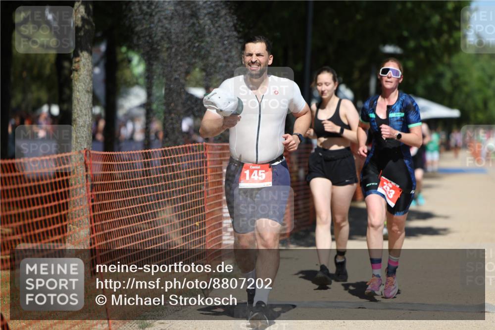 07.09.2025 - 19. Norderstedt Triathlon Michael Strokosch http://msf.ph/oto/8807202 07.09.2025 13:19:01 Laufen 145, 187, 283, 324 meine-sportfotos.de