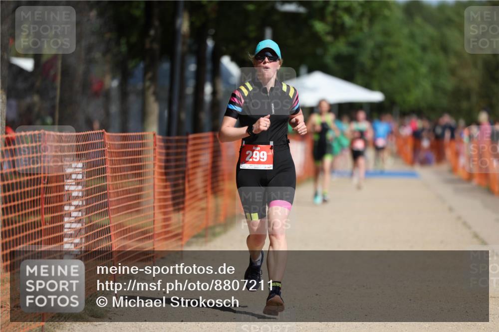 07.09.2025 - 19. Norderstedt Triathlon Michael Strokosch http://msf.ph/oto/8807211 07.09.2025 12:12:19 Laufen 299 meine-sportfotos.de