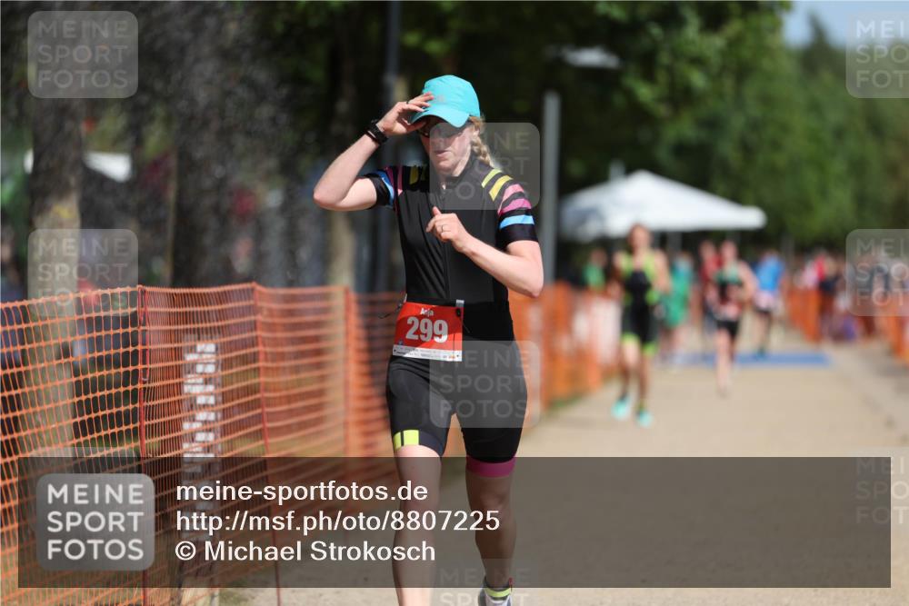 07.09.2025 - 19. Norderstedt Triathlon Michael Strokosch http://msf.ph/oto/8807225 07.09.2025 12:12:20 Laufen 299 meine-sportfotos.de