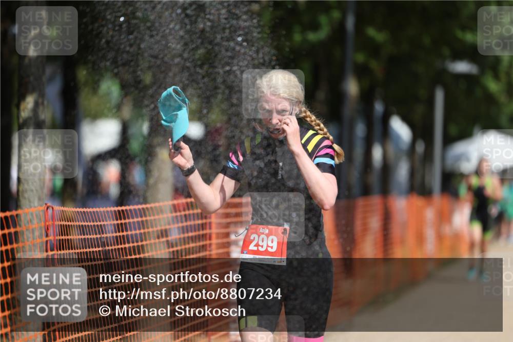 07.09.2025 - 19. Norderstedt Triathlon Michael Strokosch http://msf.ph/oto/8807234 07.09.2025 12:12:21 Laufen 299, 778 meine-sportfotos.de