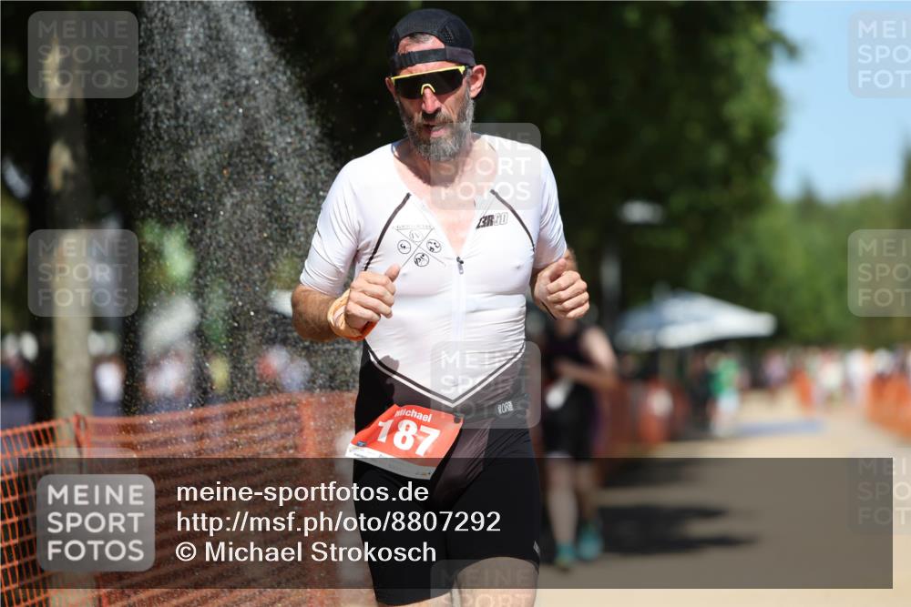 07.09.2025 - 19. Norderstedt Triathlon Michael Strokosch http://msf.ph/oto/8807292 07.09.2025 13:19:06 Laufen 145, 187, 283, 307, 324 meine-sportfotos.de