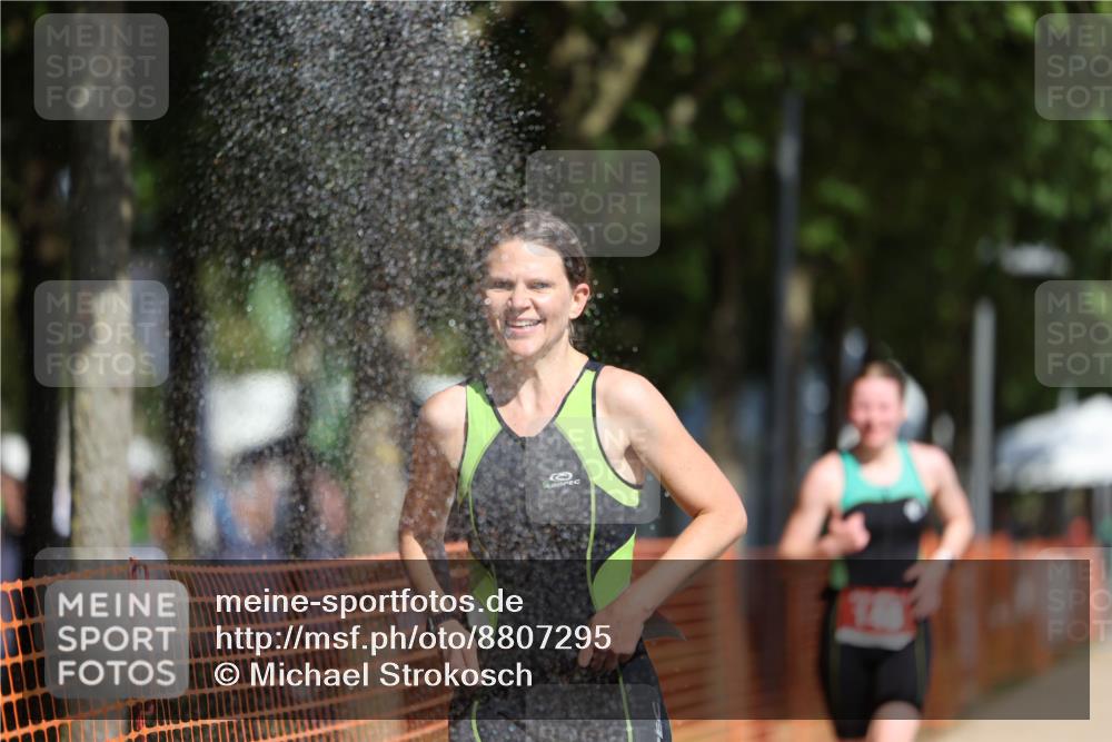 07.09.2025 - 19. Norderstedt Triathlon Michael Strokosch http://msf.ph/oto/8807295 07.09.2025 12:12:30 Laufen 148, 778 meine-sportfotos.de