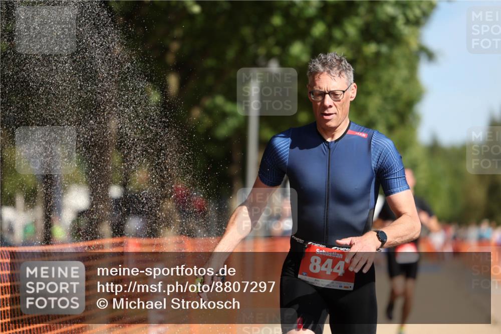 07.09.2025 - 19. Norderstedt Triathlon Michael Strokosch http://msf.ph/oto/8807297 07.09.2025 11:30:10 Laufen 844, 1323 meine-sportfotos.de