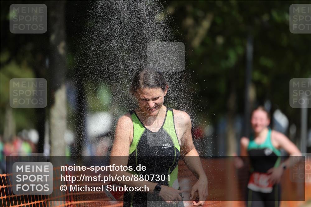 07.09.2025 - 19. Norderstedt Triathlon Michael Strokosch http://msf.ph/oto/8807301 07.09.2025 12:12:30 Laufen 148, 778 meine-sportfotos.de