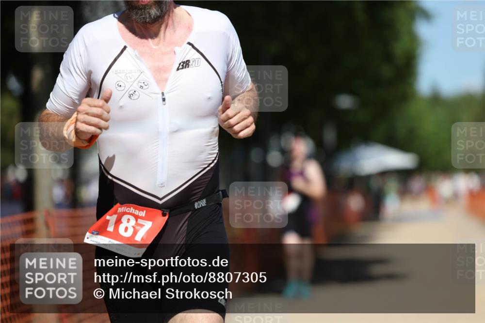 07.09.2025 - 19. Norderstedt Triathlon Michael Strokosch http://msf.ph/oto/8807305 07.09.2025 13:19:06 Laufen 145, 187, 283, 307, 324 meine-sportfotos.de