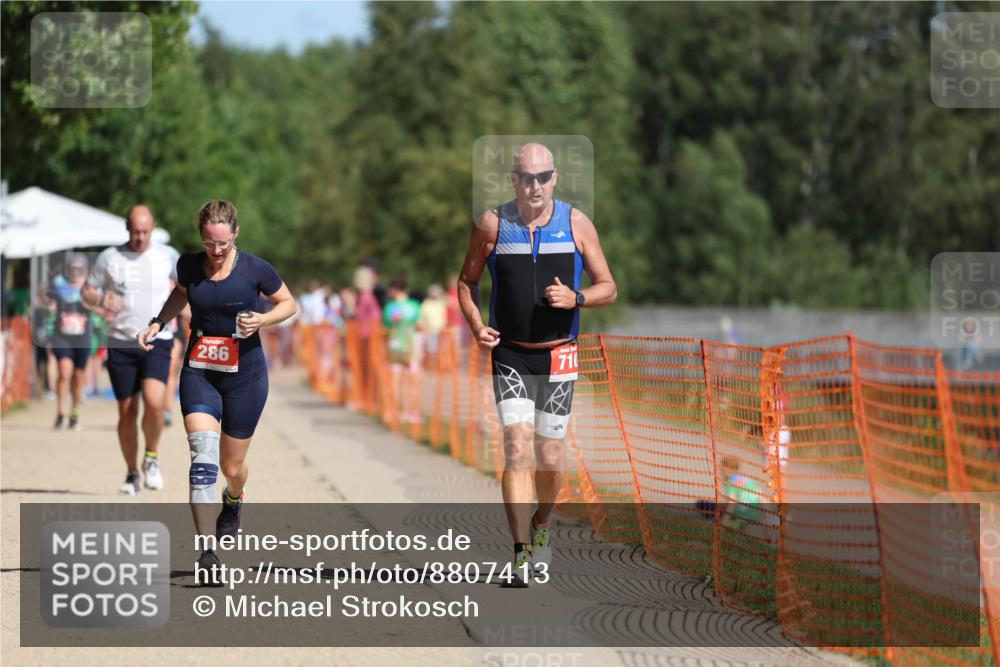 07.09.2025 - 19. Norderstedt Triathlon Michael Strokosch http://msf.ph/oto/8807413 07.09.2025 12:12:55 Laufen 286, 710, 861 meine-sportfotos.de