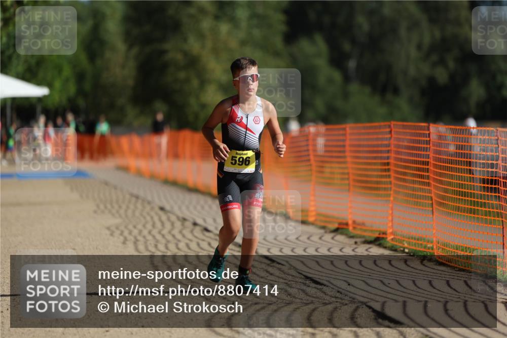 07.09.2025 - 19. Norderstedt Triathlon Michael Strokosch http://msf.ph/oto/8807414 07.09.2025 09:48:36 Laufen 596 meine-sportfotos.de