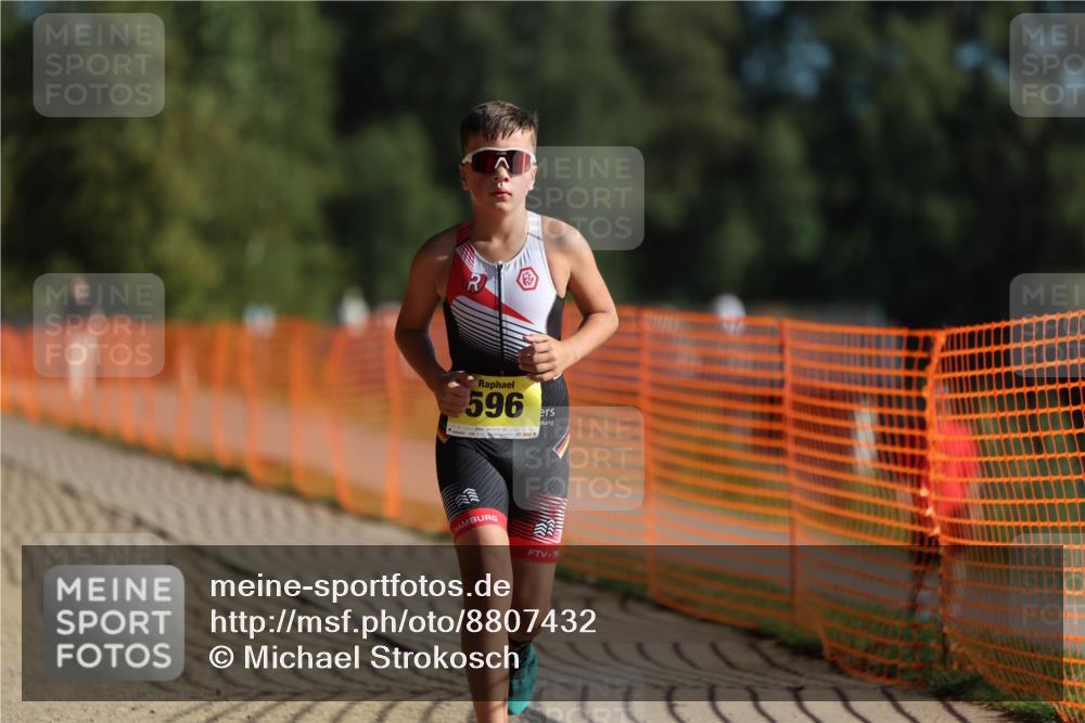 07.09.2025 - 19. Norderstedt Triathlon Michael Strokosch http://msf.ph/oto/8807432 07.09.2025 09:48:38 Laufen 596 meine-sportfotos.de