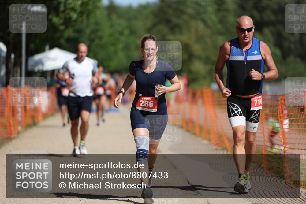 07.09.2025 - 19. Norderstedt Triathlon Michael Strokosch http://msf.ph/oto/8807433 07.09.2025 12:12:57 Laufen 286, 710, 861 meine-sportfotos.de
