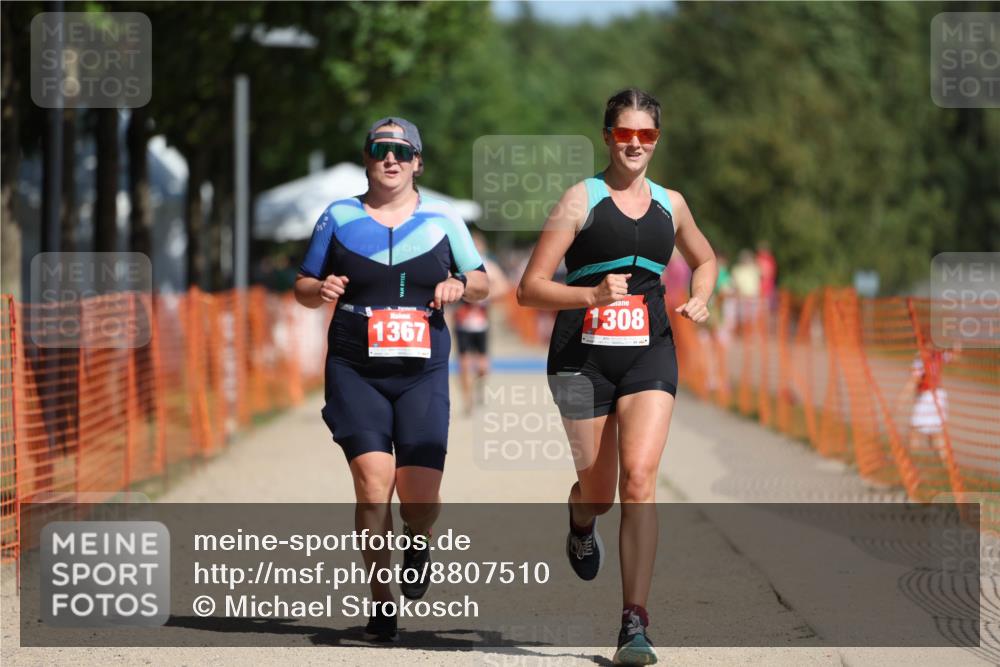 07.09.2025 - 19. Norderstedt Triathlon Michael Strokosch http://msf.ph/oto/8807510 07.09.2025 12:13:06 Laufen 861, 1308, 1367 meine-sportfotos.de