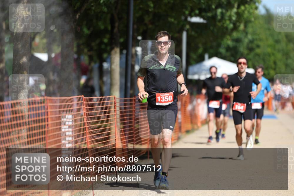 07.09.2025 - 19. Norderstedt Triathlon Michael Strokosch http://msf.ph/oto/8807512 07.09.2025 12:41:32 Laufen 164, 287, 846, 1350 meine-sportfotos.de