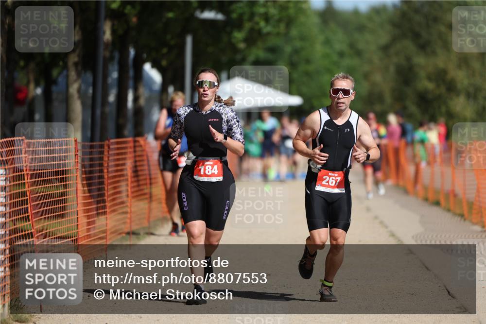 07.09.2025 - 19. Norderstedt Triathlon Michael Strokosch http://msf.ph/oto/8807553 07.09.2025 12:13:17 Laufen 184, 229, 267 meine-sportfotos.de