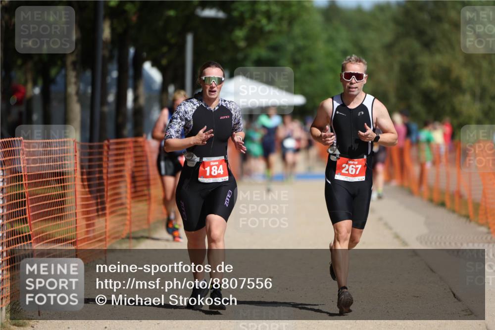 07.09.2025 - 19. Norderstedt Triathlon Michael Strokosch http://msf.ph/oto/8807556 07.09.2025 12:13:17 Laufen 184, 229, 267 meine-sportfotos.de