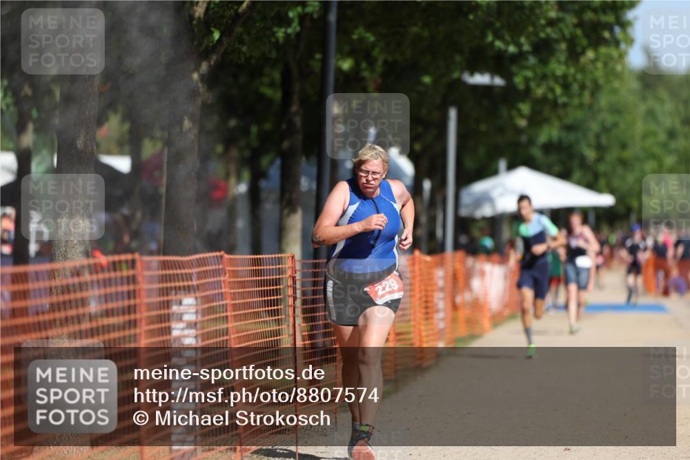 07.09.2025 - 19. Norderstedt Triathlon Michael Strokosch http://msf.ph/oto/8807574 07.09.2025 12:13:21 Laufen 184, 229, 267, 1190 meine-sportfotos.de