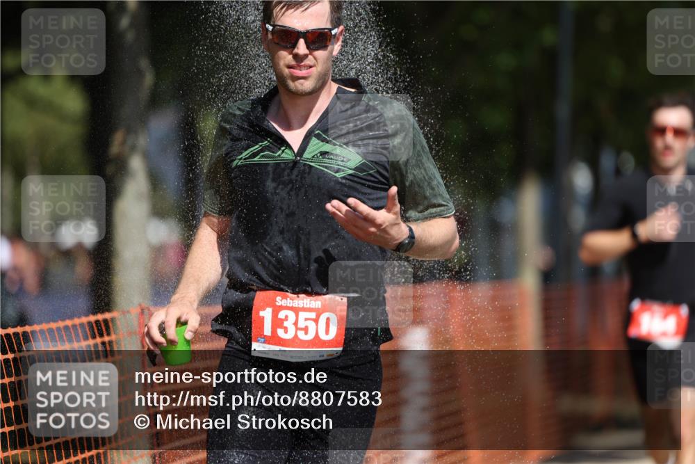 07.09.2025 - 19. Norderstedt Triathlon Michael Strokosch http://msf.ph/oto/8807583 07.09.2025 12:41:35 Laufen 164, 287, 823, 846, 1350 meine-sportfotos.de