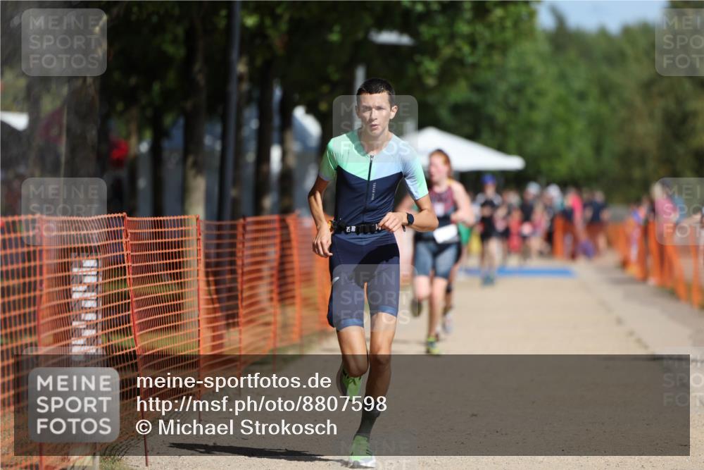 07.09.2025 - 19. Norderstedt Triathlon Michael Strokosch http://msf.ph/oto/8807598 07.09.2025 12:13:27 Laufen 229, 765, 1161, 1182, 1190 meine-sportfotos.de