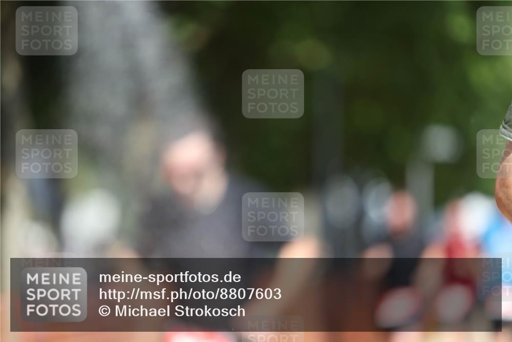 07.09.2025 - 19. Norderstedt Triathlon Michael Strokosch http://msf.ph/oto/8807603 07.09.2025 12:41:36 Laufen 164, 287, 823, 846, 1350 meine-sportfotos.de