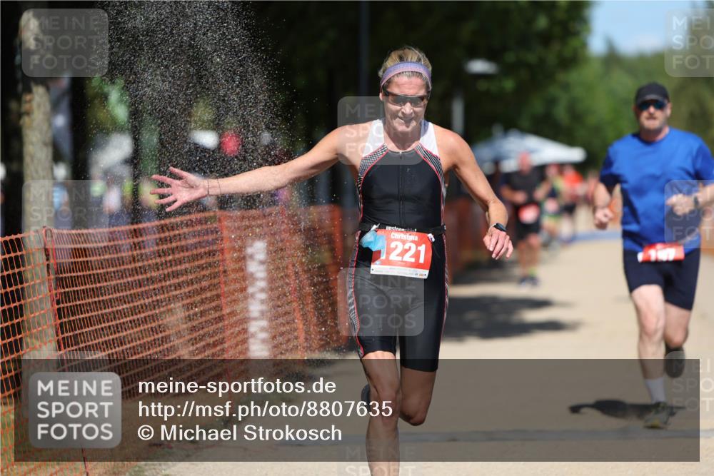 07.09.2025 - 19. Norderstedt Triathlon Michael Strokosch http://msf.ph/oto/8807635 07.09.2025 13:19:46 Laufen 197, 357, 1221 meine-sportfotos.de