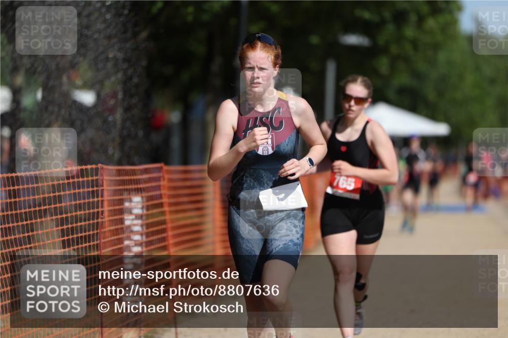 07.09.2025 - 19. Norderstedt Triathlon Michael Strokosch http://msf.ph/oto/8807636 07.09.2025 12:13:32 Laufen 765, 1161, 1182, 1190 meine-sportfotos.de